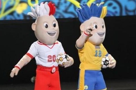 Министерство внутренних дел Польши оценивает стоимость охраны объектов при проведении матчей Евро-2012 в 75 млн. долларов. 